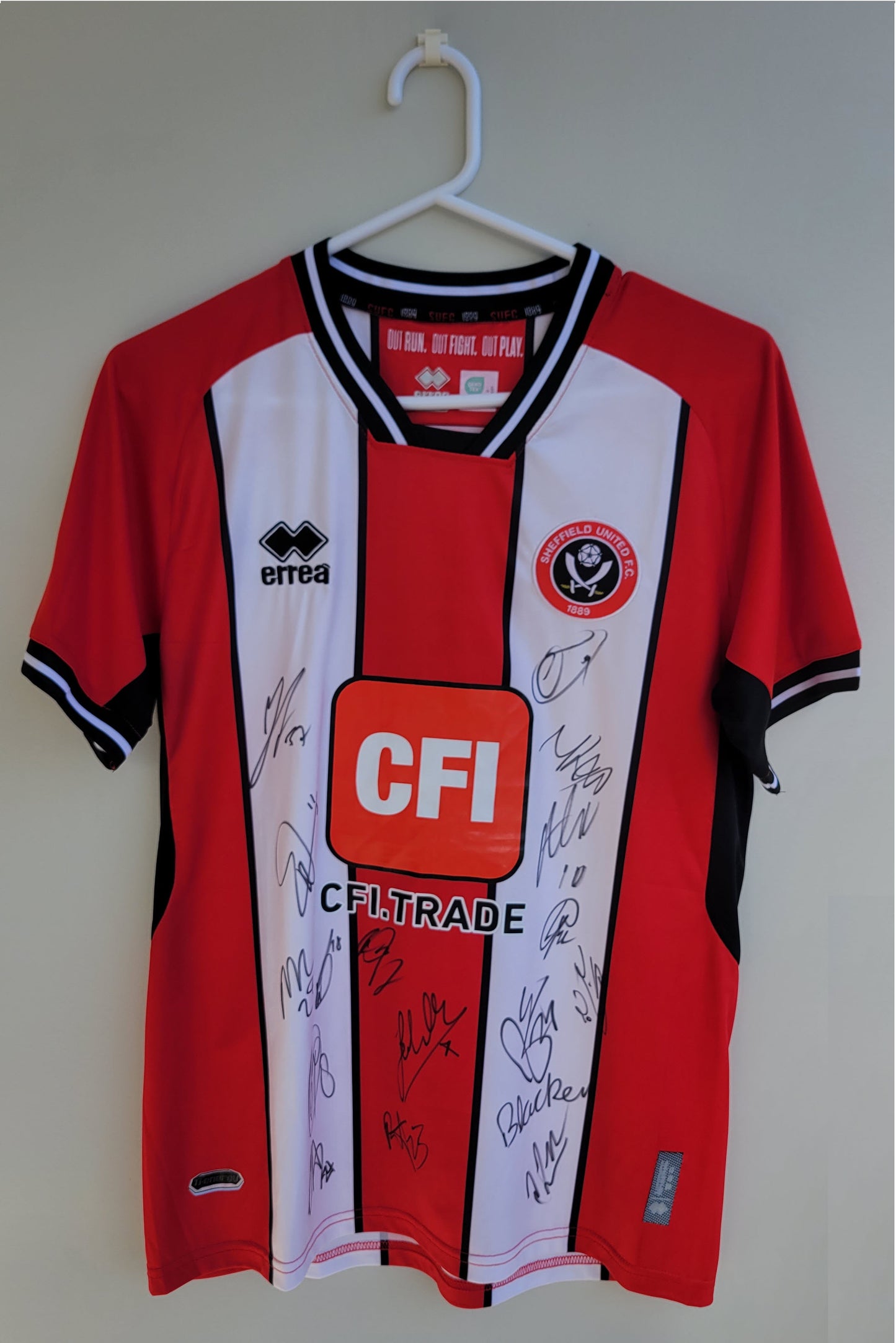 Sheffield United 2023-24 Signed Shirt & NFT Display Package